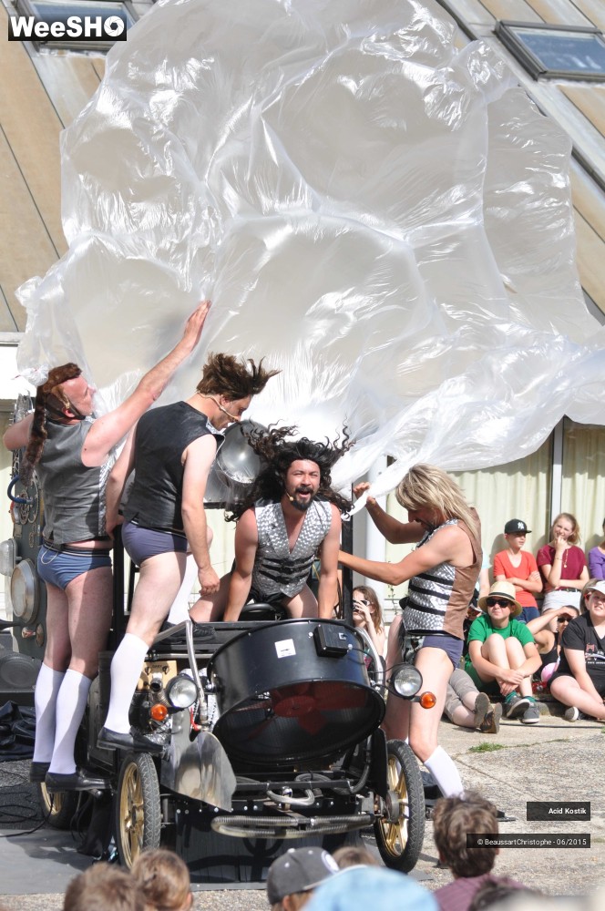30/34 photos du spectacle Retour vers No Futur