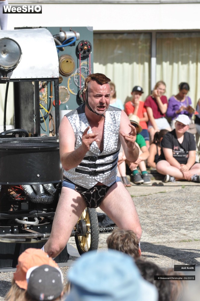 32/34 photos du spectacle Retour vers No Futur