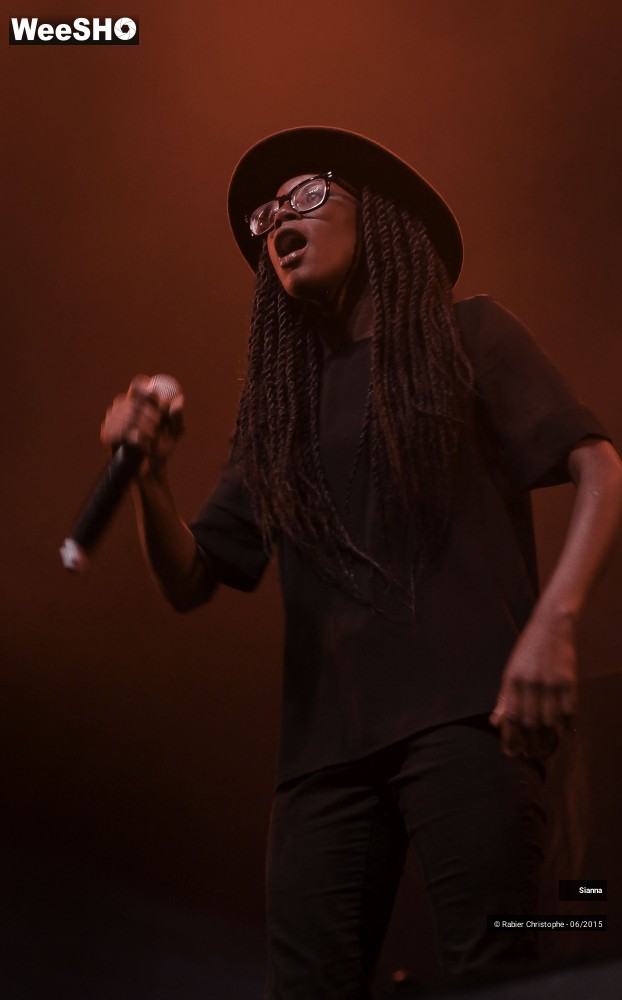 4/32 photos du spectacle Sianna