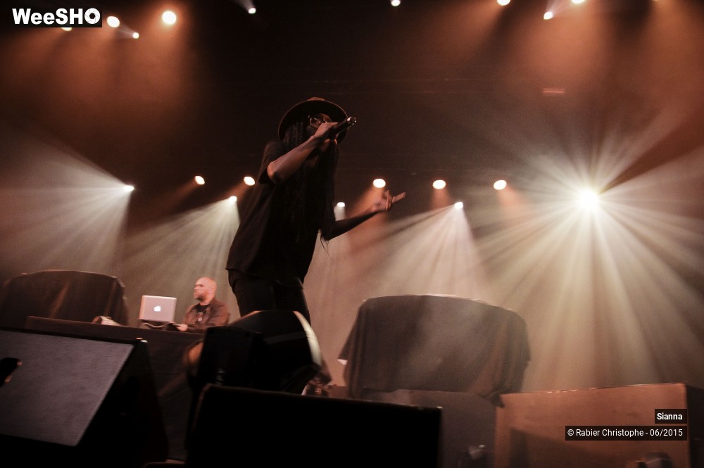 17/32 photos du spectacle Sianna