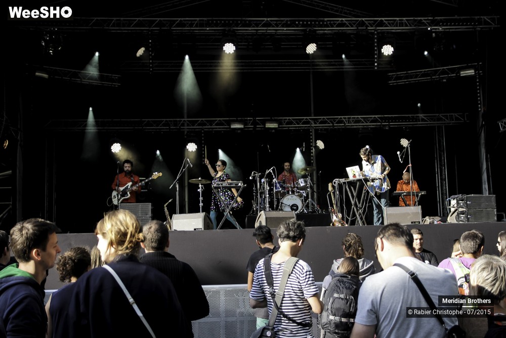27/28 photos du spectacle Meridian Brothers