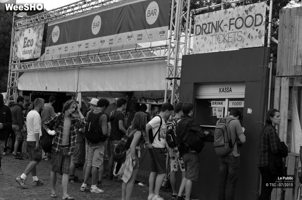 37/44 photos du spectacle Ambiance Festival de Dour 2015 Jour 5