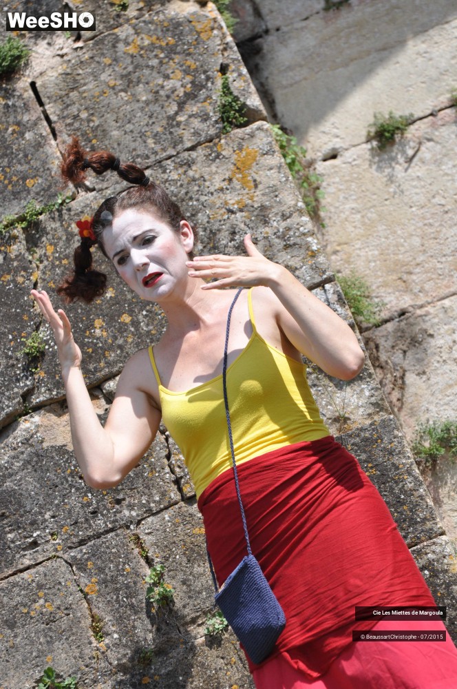 6/43 photos du spectacle Les Miettes de Margoula