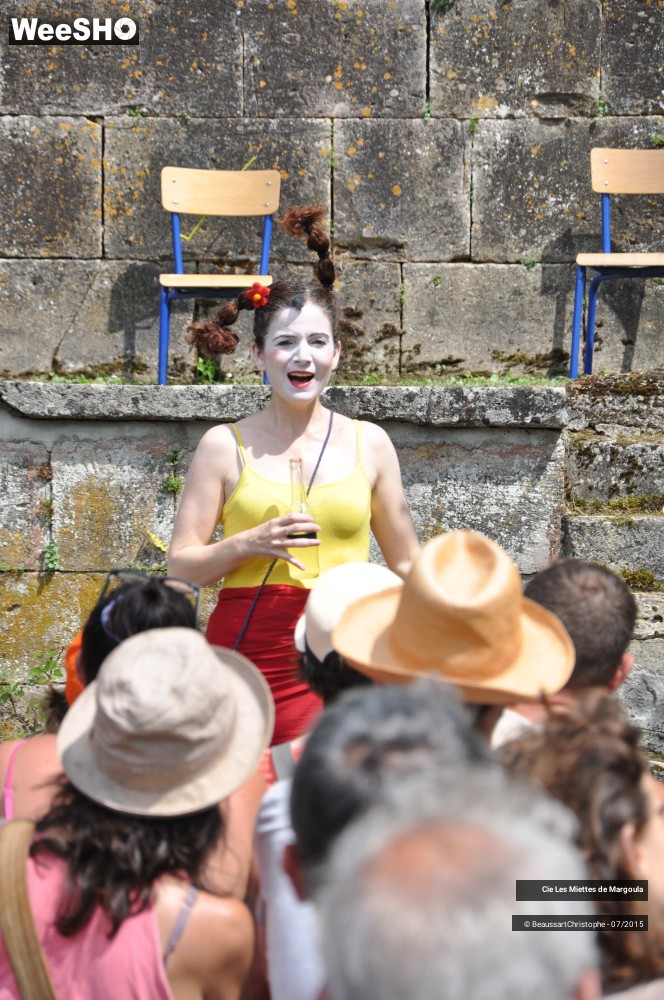 18/43 photos du spectacle Les Miettes de Margoula