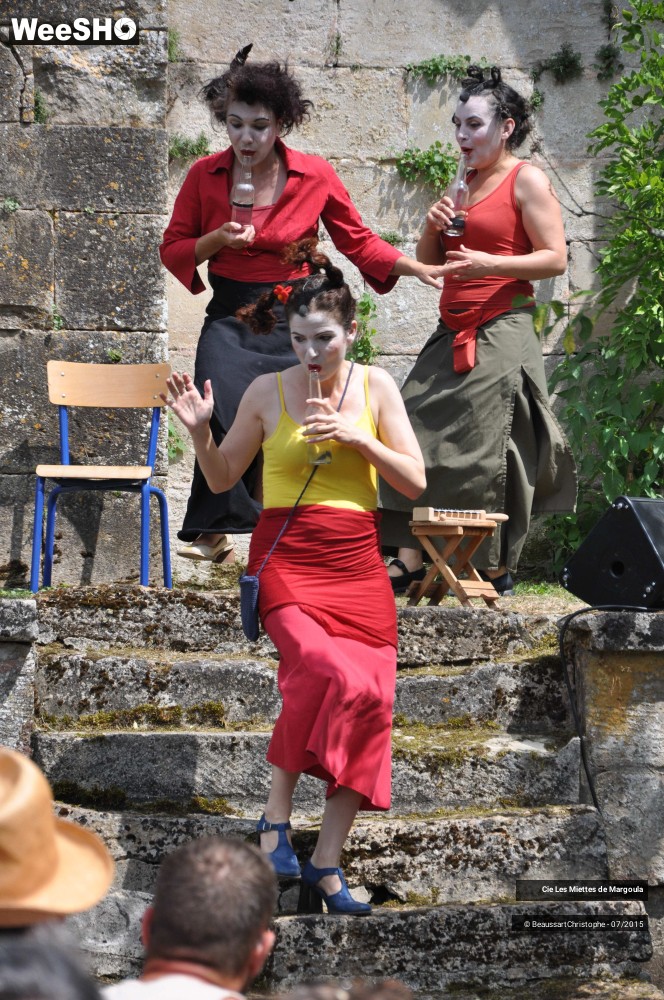24/43 photos du spectacle Les Miettes de Margoula