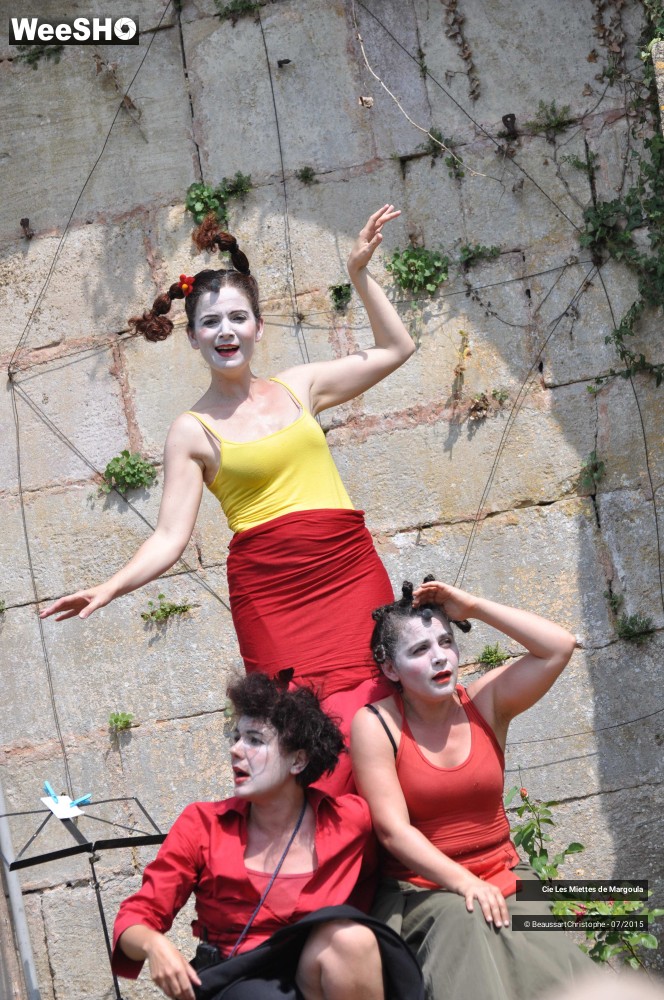 40/43 photos du spectacle Les Miettes de Margoula