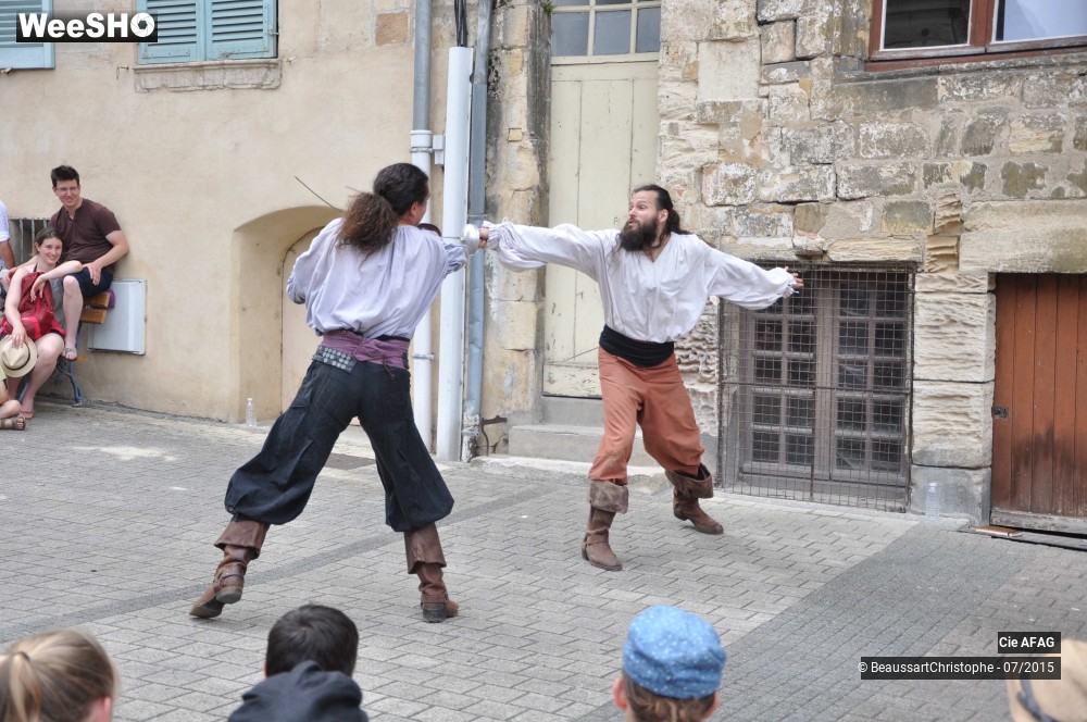 1/47 photos du spectacle L'histoire des 3 Mousquetaires racontée à Deux en 1/2 heure