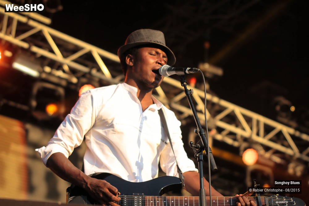 25/32 photos du spectacle Songhoy Blues