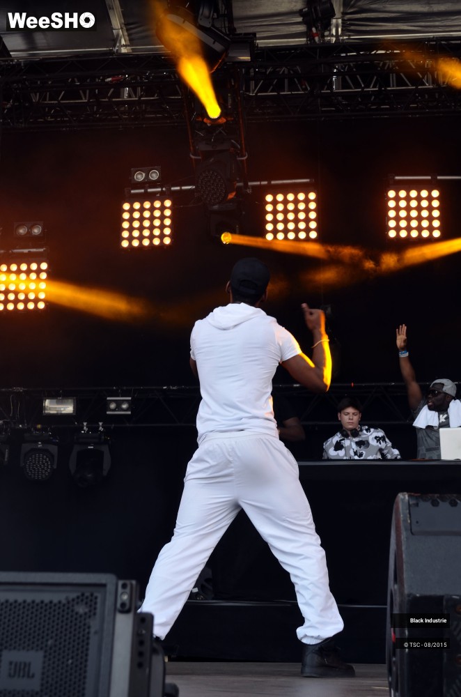 14/17 photos du spectacle Black Industrie