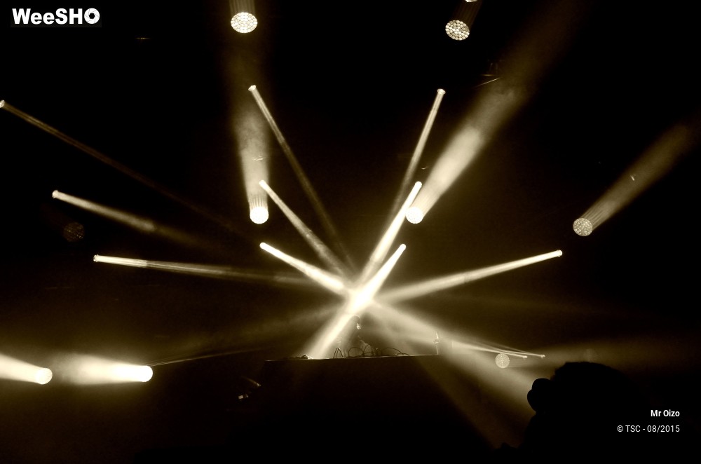 5/8 photos du spectacle Mr Oizo