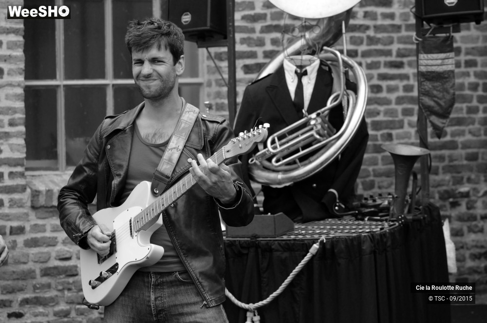6/32 photos du spectacle La Fanfare Ric-Rac