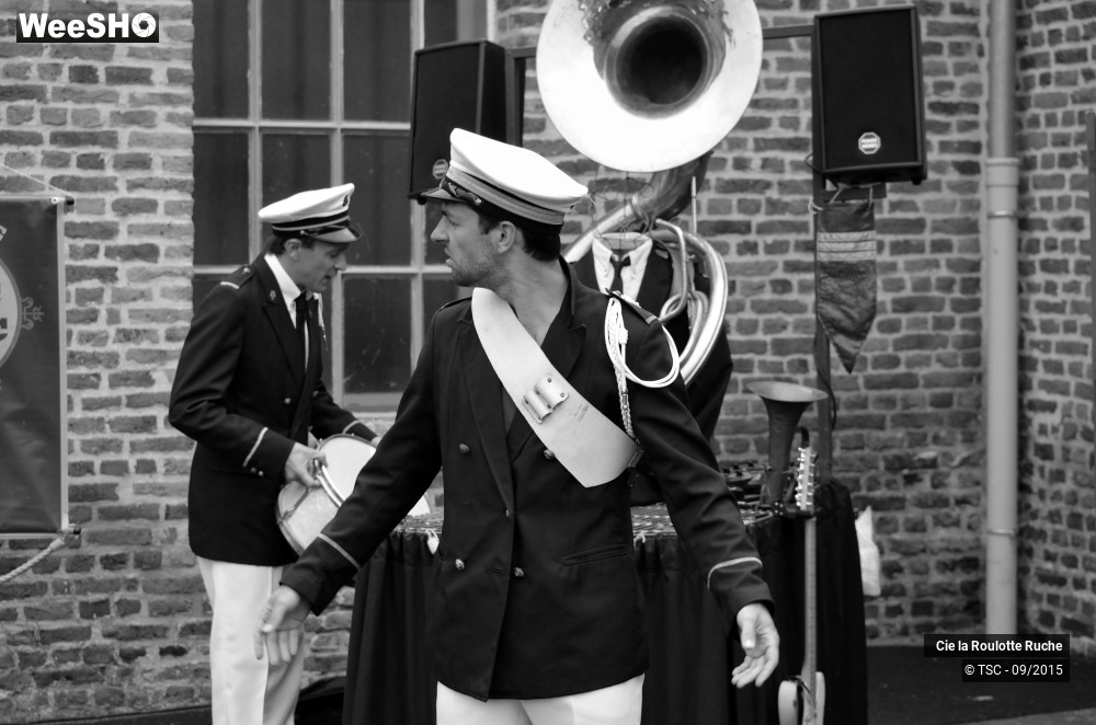 10/32 photos du spectacle La Fanfare Ric-Rac