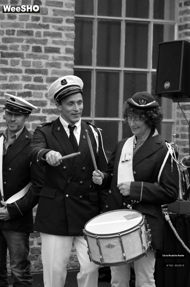 18/32 photos du spectacle La Fanfare Ric-Rac