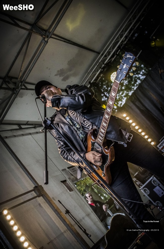 9/17 photos du spectacle Toys in the Forest