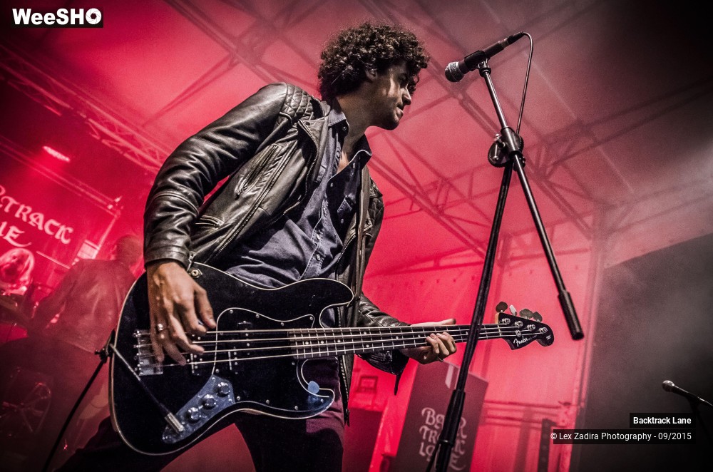 7/8 photos du spectacle Backtrack Lane