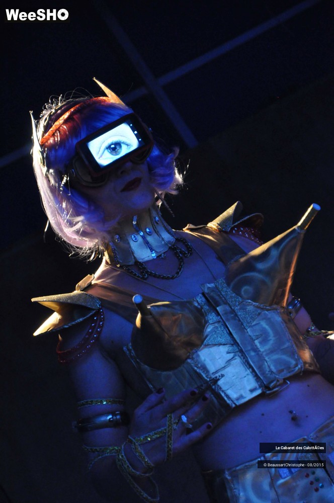 8/20 photos du spectacle Le Robot, Le Cabaret des Culottées