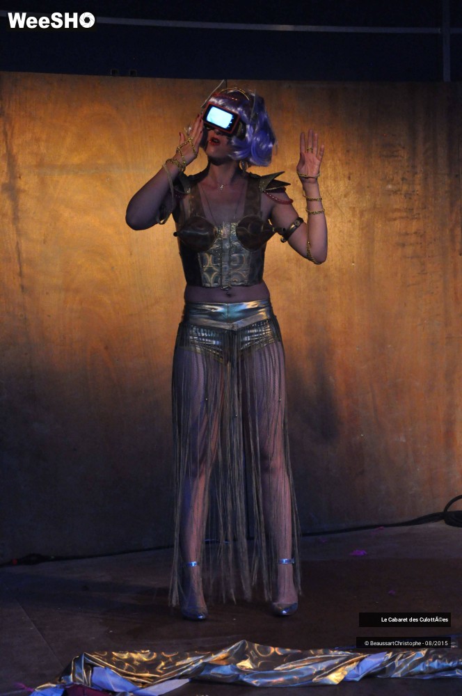 10/20 photos du spectacle Le Robot, Le Cabaret des Culottées