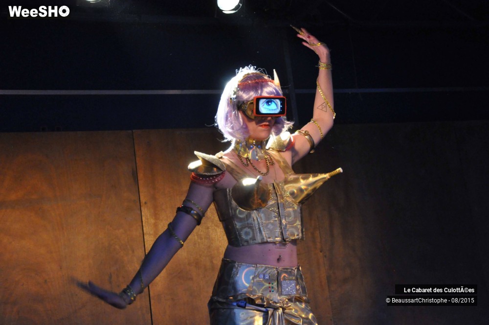 11/20 photos du spectacle Le Robot, Le Cabaret des Culottées