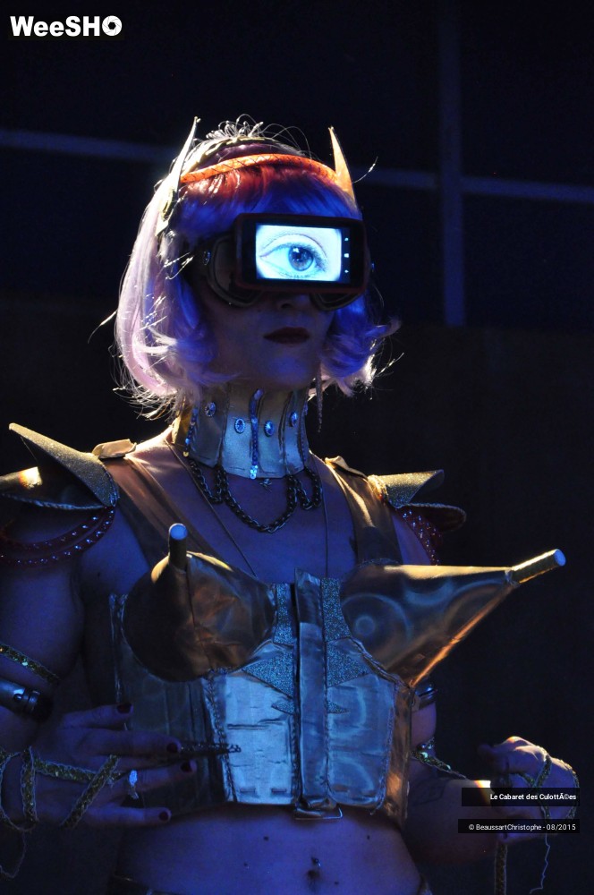 13/20 photos du spectacle Le Robot, Le Cabaret des Culottées