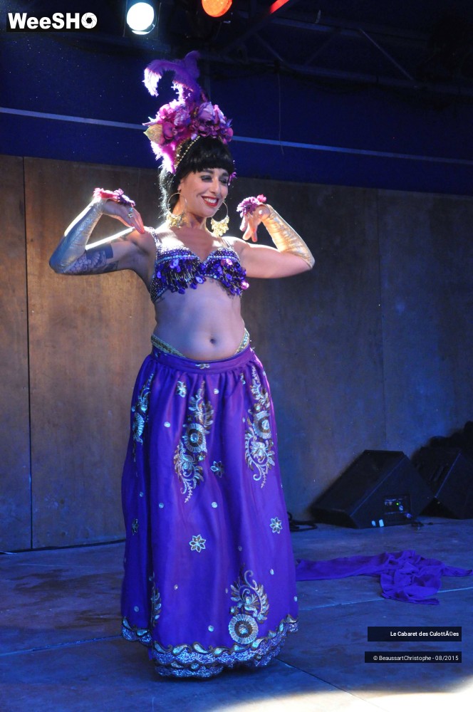 5/44 photos du spectacle L'Odalisque, Le Cabaret des Culottées