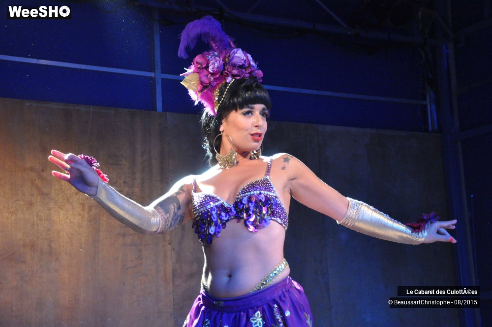 8/44 photos du spectacle L'Odalisque, Le Cabaret des Culottées
