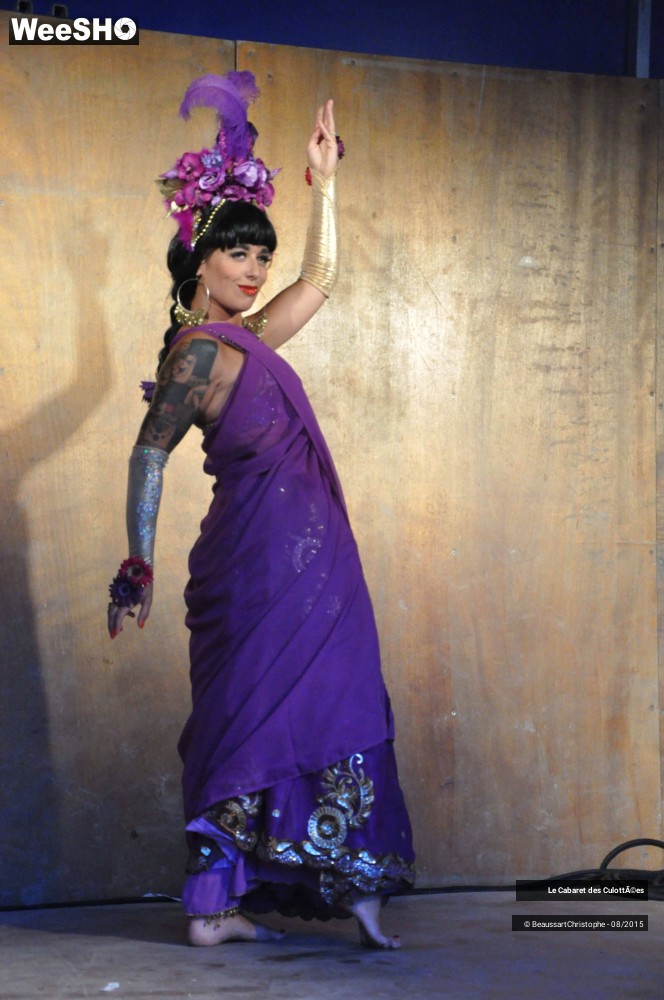 9/44 photos du spectacle L'Odalisque, Le Cabaret des Culottées