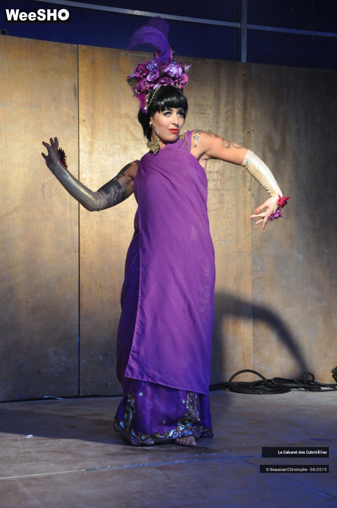 26/44 photos du spectacle L'Odalisque, Le Cabaret des Culottées