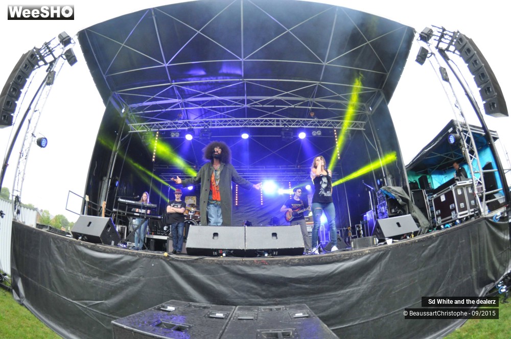 6/36 photos du spectacle Sd White and the Dealerz