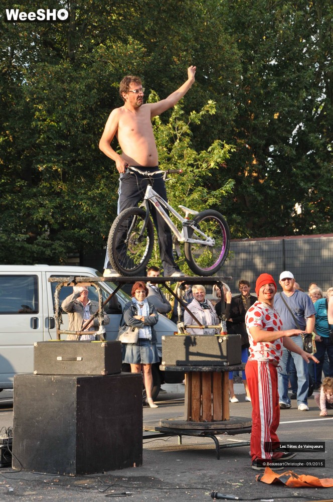 13/47 photos du spectacle Risquer, c'est leur métier