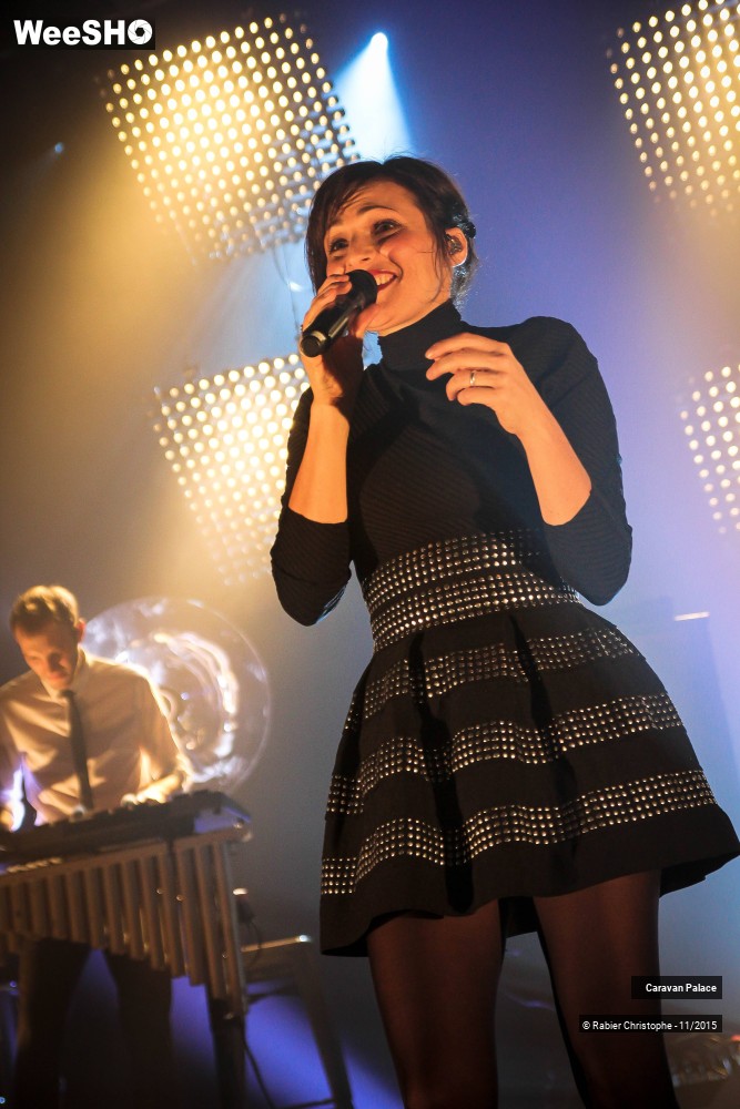 5/44 photos du spectacle Caravan Palace