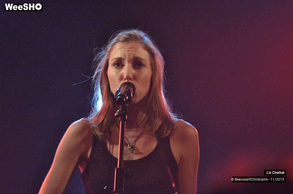 47/48 photos du spectacle Liz Cherhal