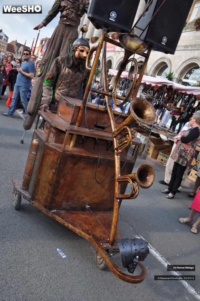 2/43 photos du spectacle Les Fous Volants