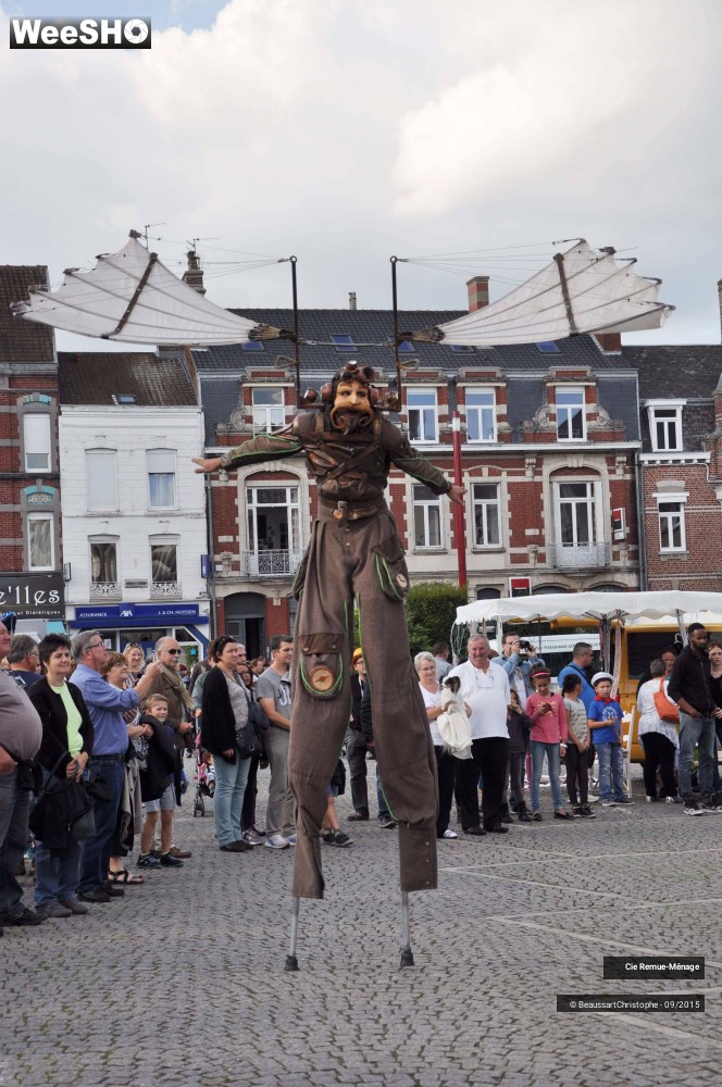 7/43 photos du spectacle Les Fous Volants