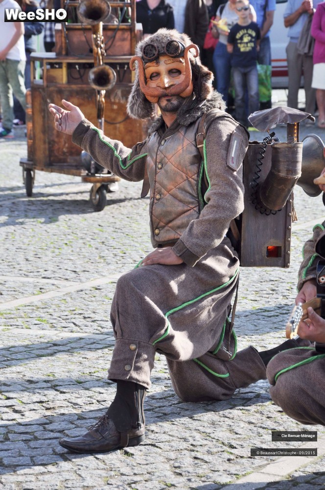 12/43 photos du spectacle Les Fous Volants