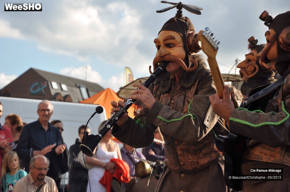 14/43 photos du spectacle Les Fous Volants