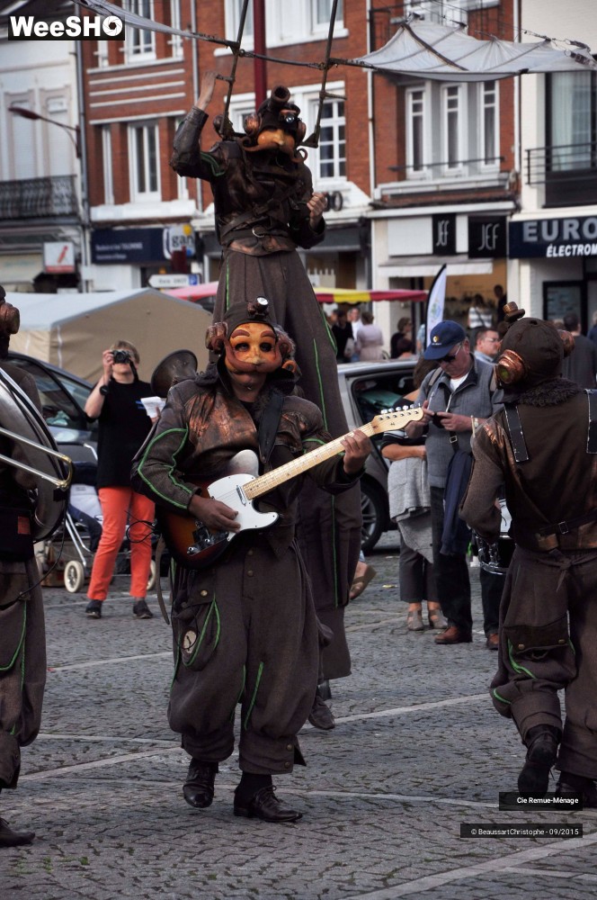 15/43 photos du spectacle Les Fous Volants