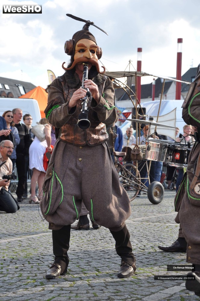 20/43 photos du spectacle Les Fous Volants