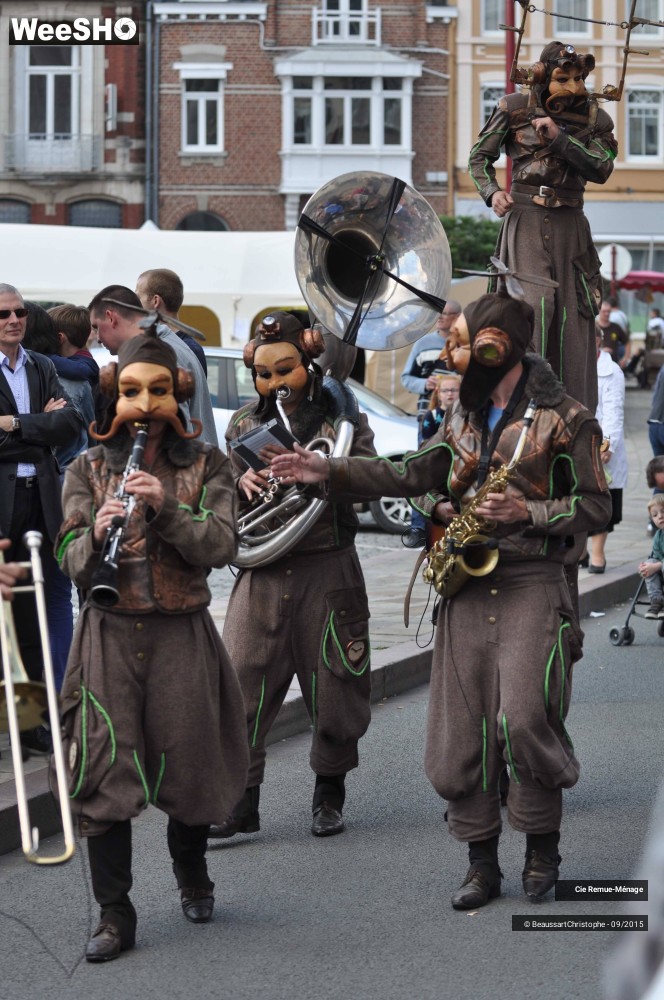 21/43 photos du spectacle Les Fous Volants