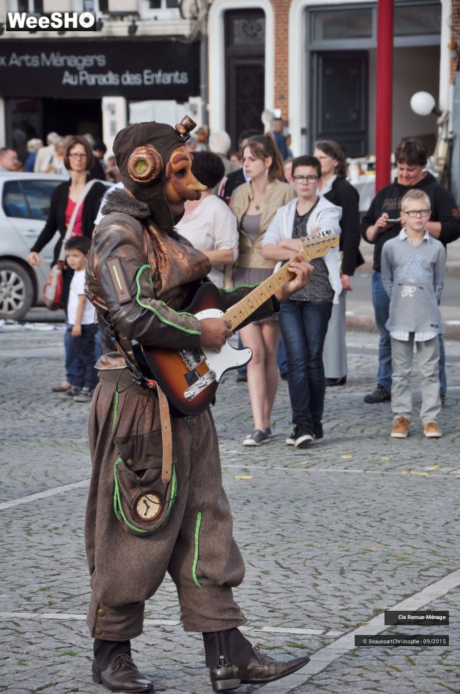 23/43 photos du spectacle Les Fous Volants