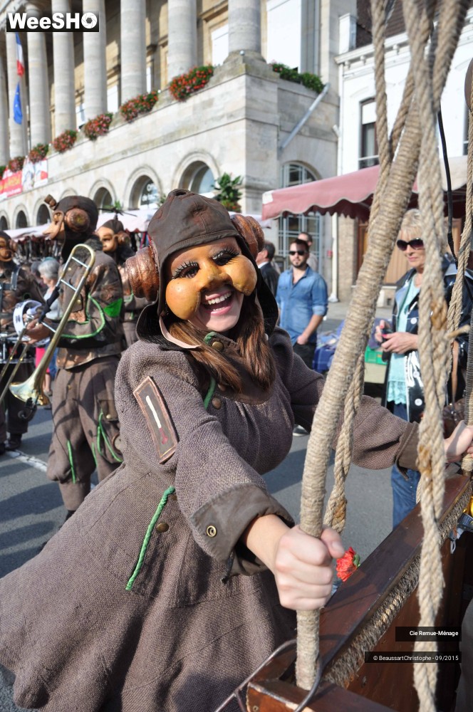 27/43 photos du spectacle Les Fous Volants