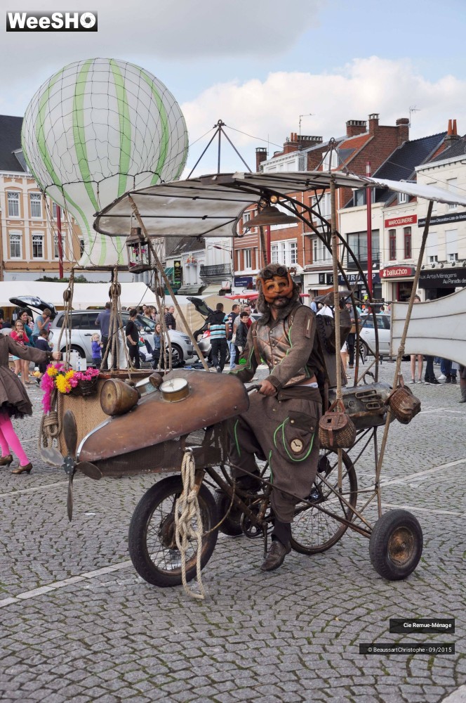 29/43 photos du spectacle Les Fous Volants