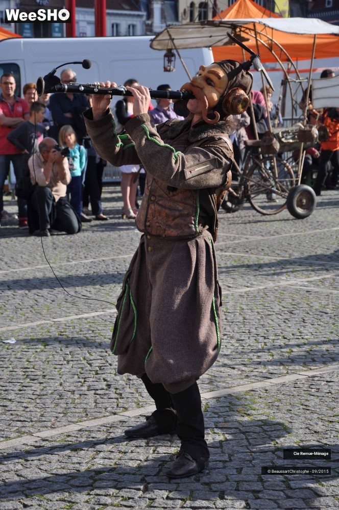 31/43 photos du spectacle Les Fous Volants
