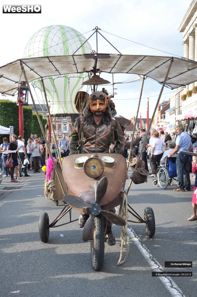 33/43 photos du spectacle Les Fous Volants