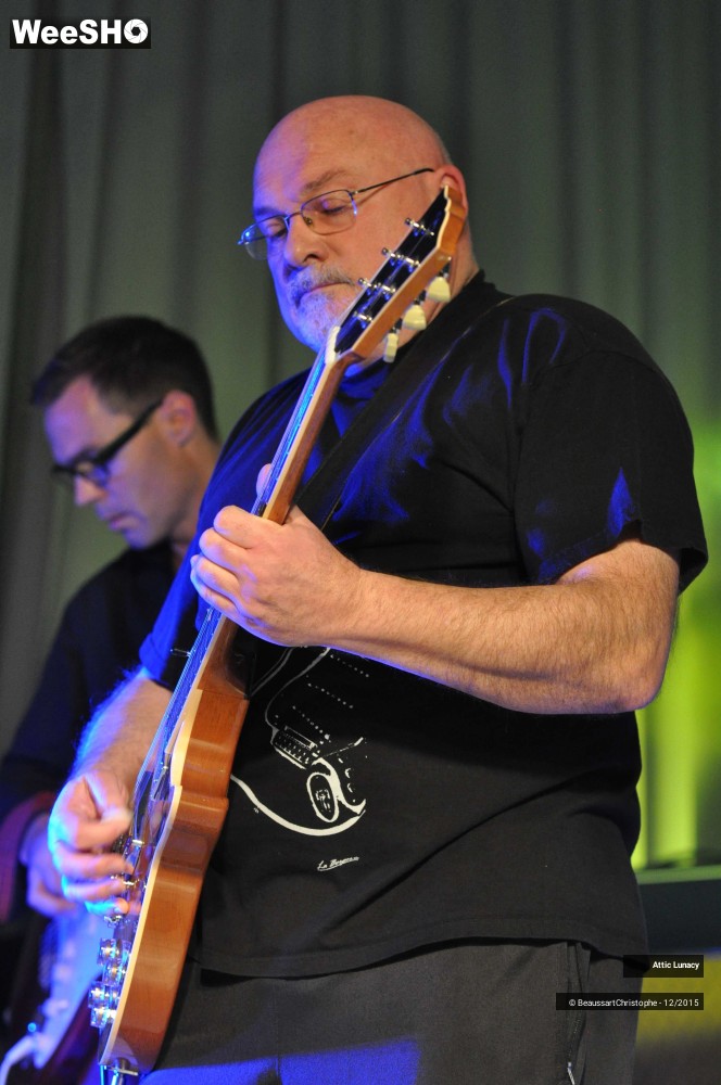 7/30 photos du spectacle Attic Lunacy