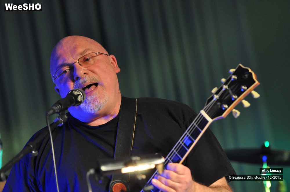 8/30 photos du spectacle Attic Lunacy