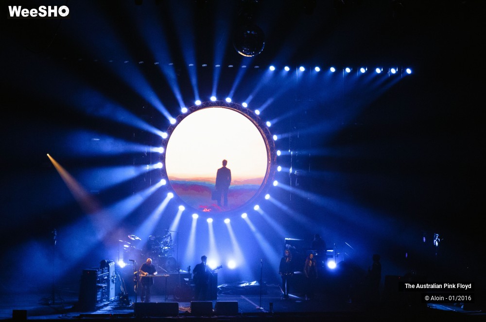 14/18 photos du spectacle the Australian Pink Floyd show