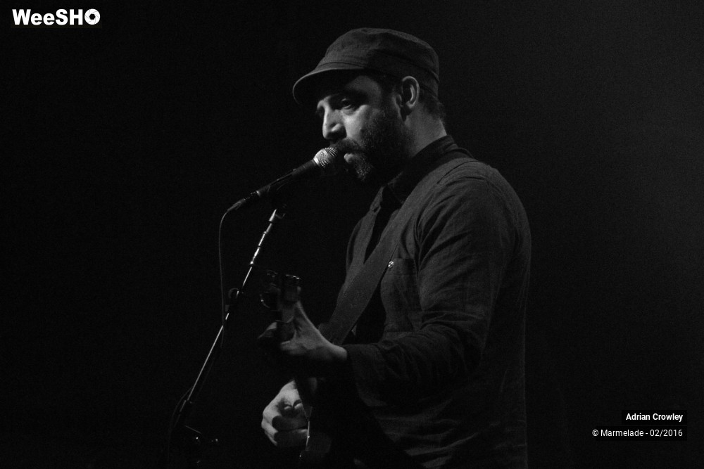 18/23 photos du spectacle Adrian Crowley