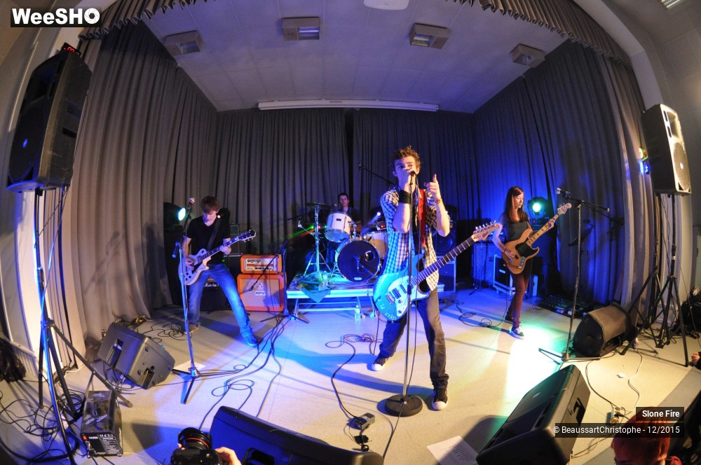 12/29 photos du spectacle Slone Fire