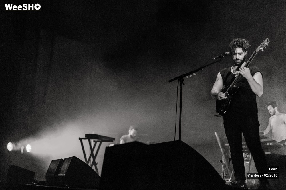 20/39 photos du spectacle Foals