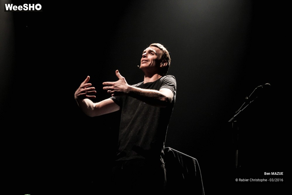 10/36 photos du spectacle Ben Mazué
